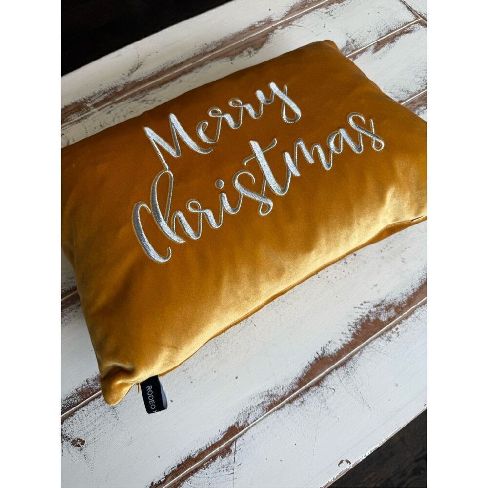 Rodeo Home gold Merry Christmas pillow ￼